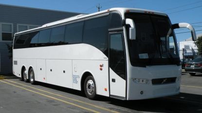 5 Exciting Benefits Of Volvo Coach Rental For A Secure Travel