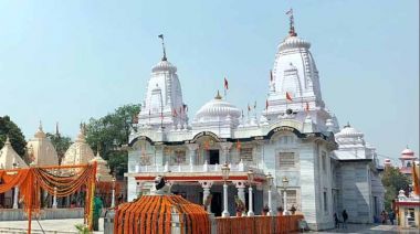 Luxury on the Move Why Premium Tour Packages in Gorakhpur are Worth the Investment