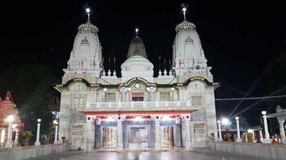 Weekend Escapes Made Easy with Tour Packages in Gorakhpur